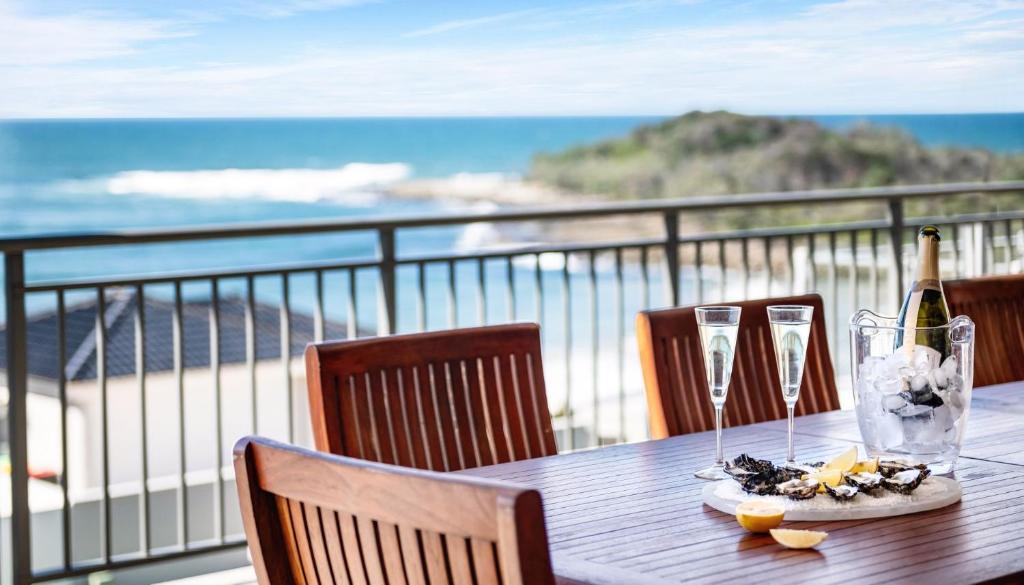 The Palms Yamba - Overlooking Convent Beach photo 1