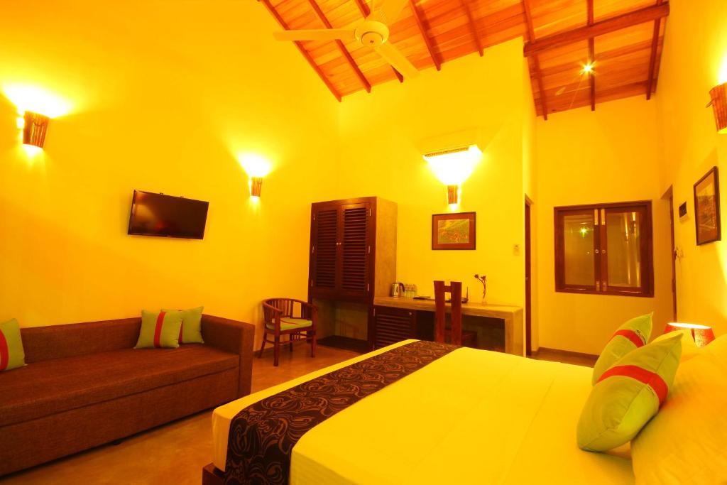 Трехместный (Трехместный номер «Делюкс Супер» с балконом), Tartaruga Beach Resort