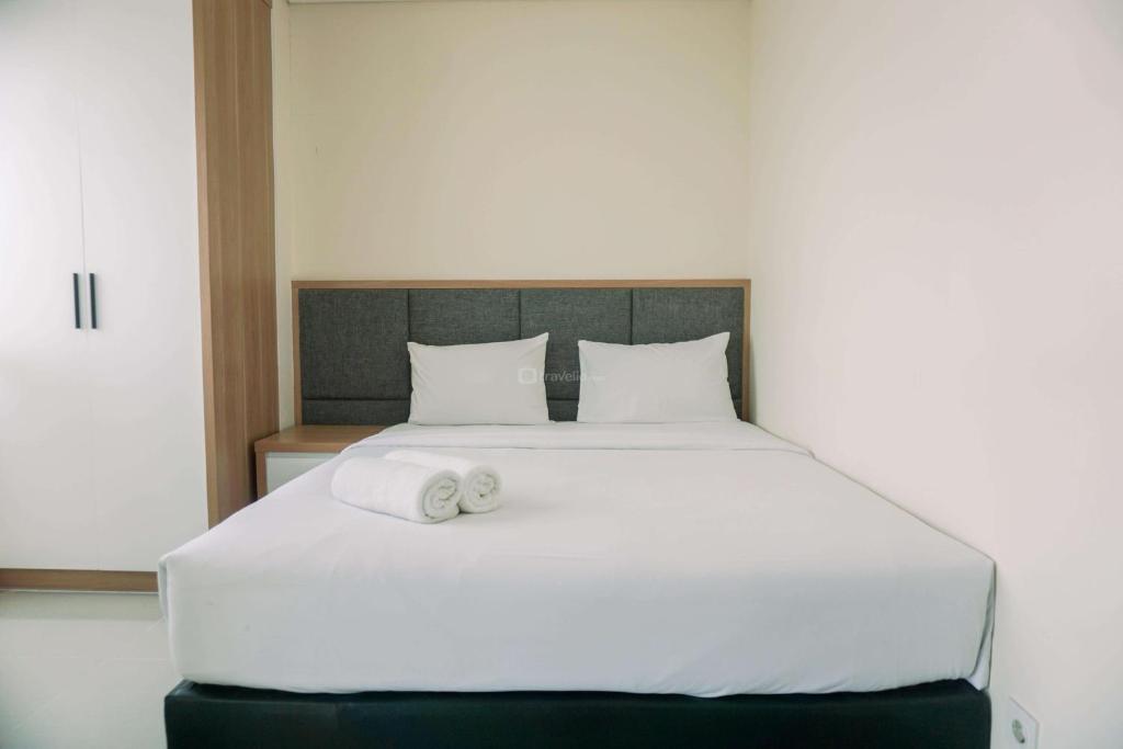 Strategic and Best Deal Studio at Apartment B Residence By Travelio