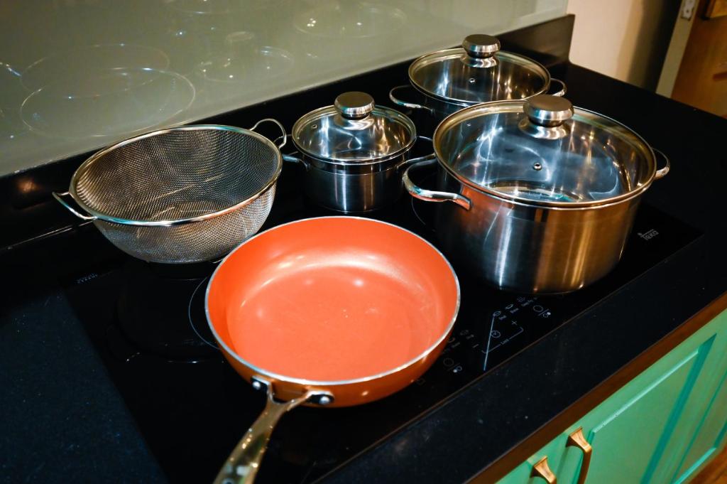 A&Em Hotel & Apartments