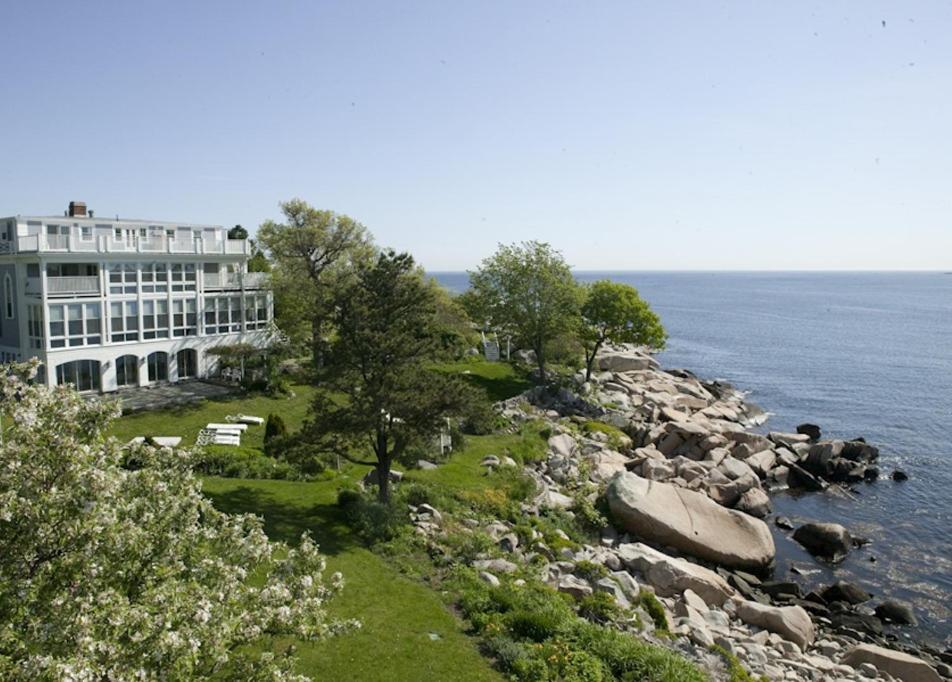 The Yankee Clipper Inn image