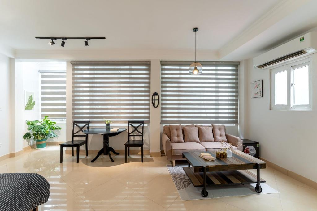 Old Quarter-Private Quiet Central Entire Rental-Peaceful Central Suites