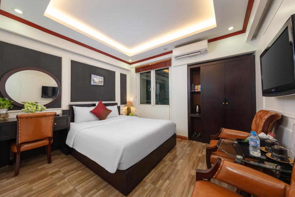 Golden Lotus Legend Hotel