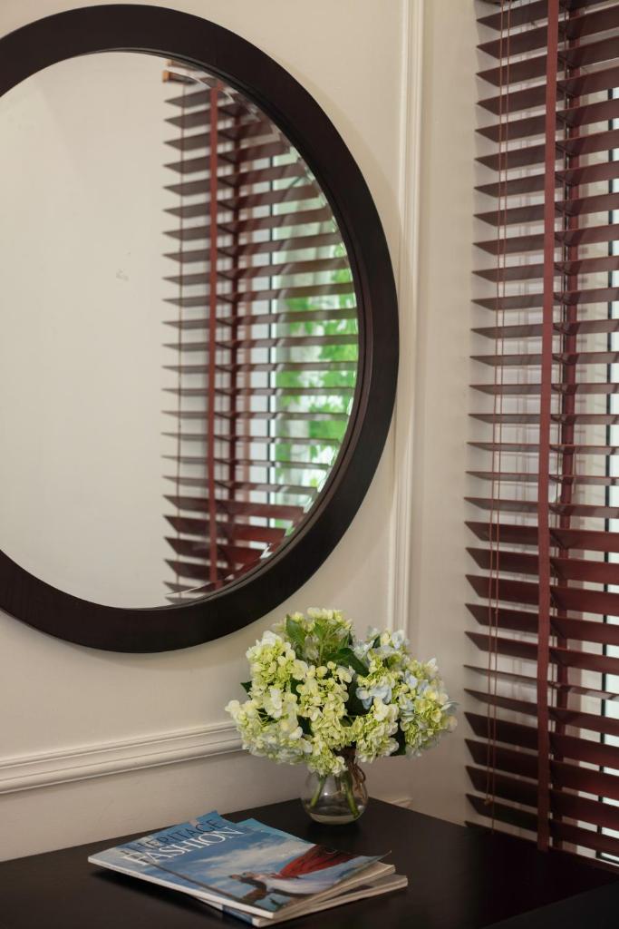 Golden Lotus Legend Hotel