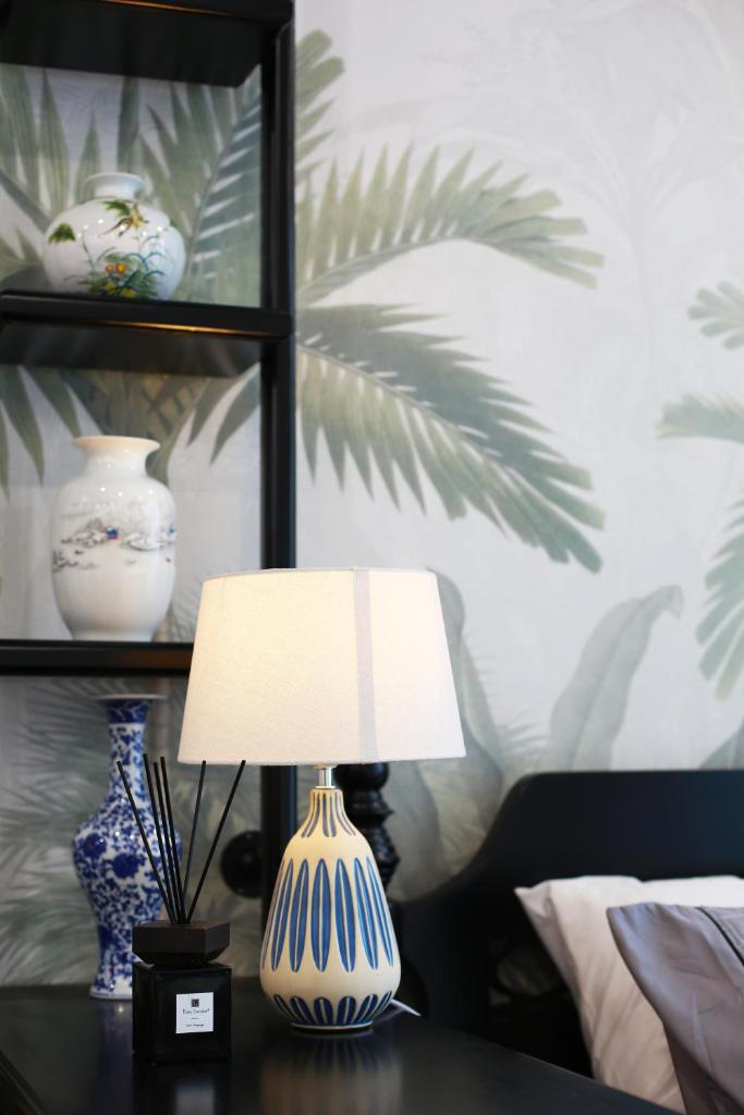 Masteri West Heights - A Chilled Art Studio Apartment in a Smart City!