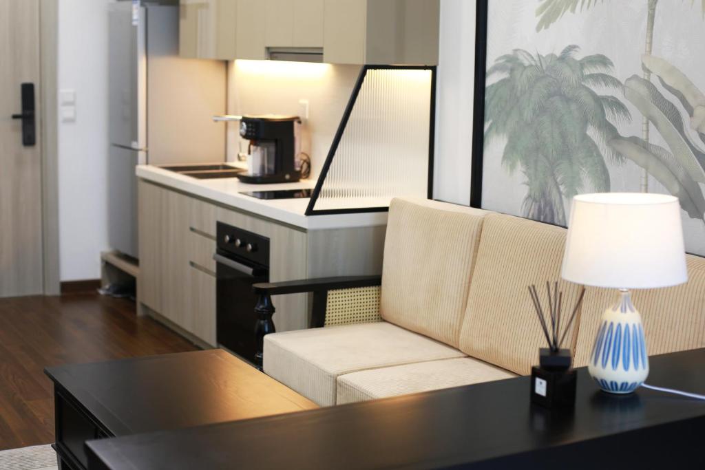 Masteri West Heights - A Chilled Art Studio Apartment in a Smart City!