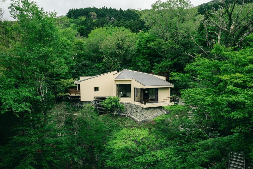 AKNOT hakone 大涌谷を望むモダニズム建築 東京から90分, Hakone