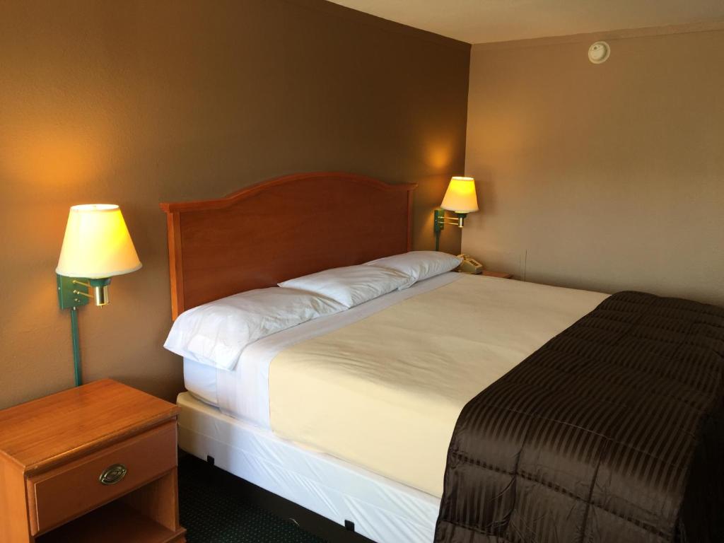 Budget Inn - Saint Robert photo 1