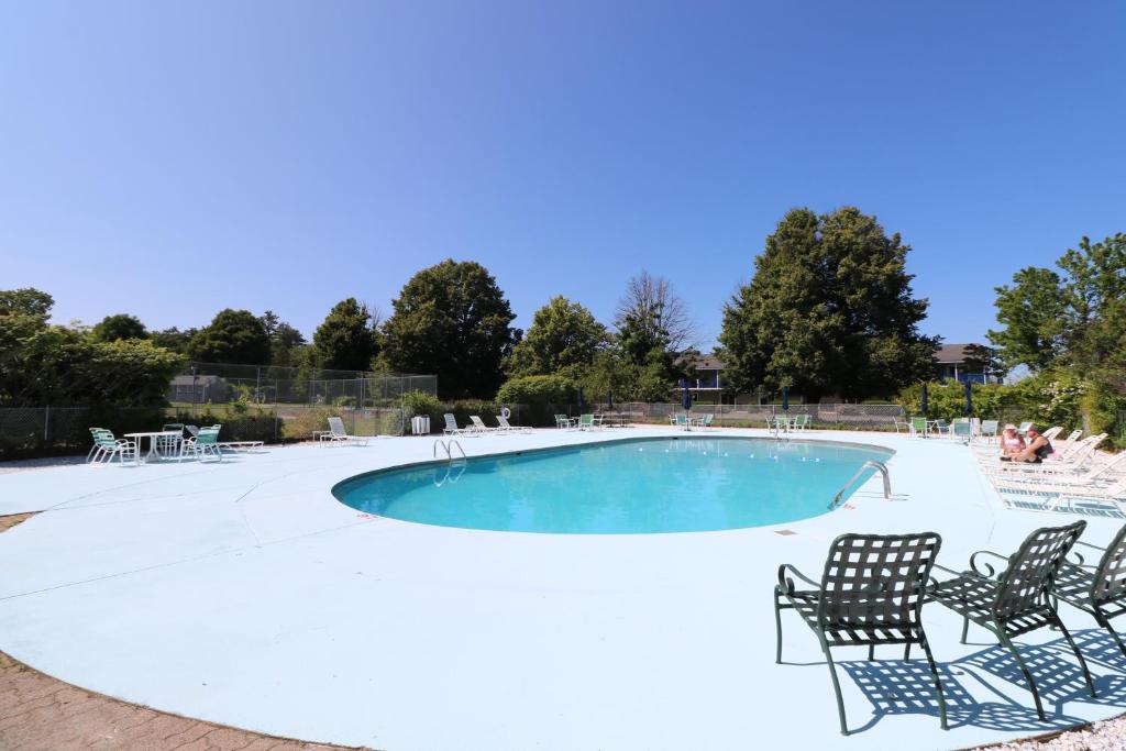 The Majestic Regency Resort image