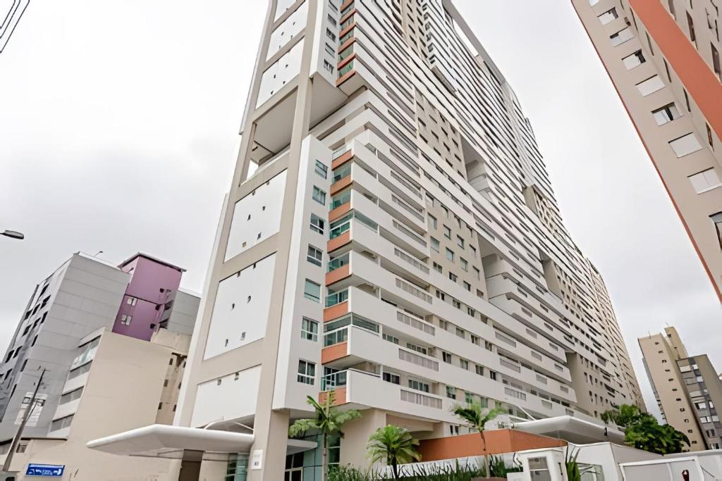 Lifespace shopping Curitiba - apartamentos UROOMS, Curitiba