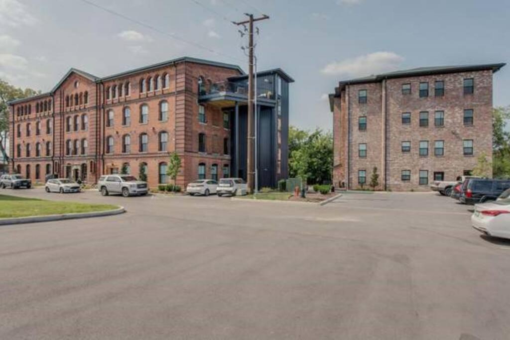 Historic Loft 2mi to Broadway On-Site Speakeasy