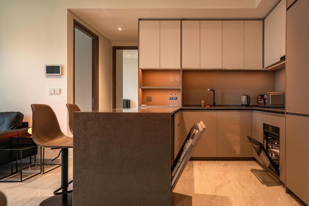 Metropole Opera 2 bedrooms apartment