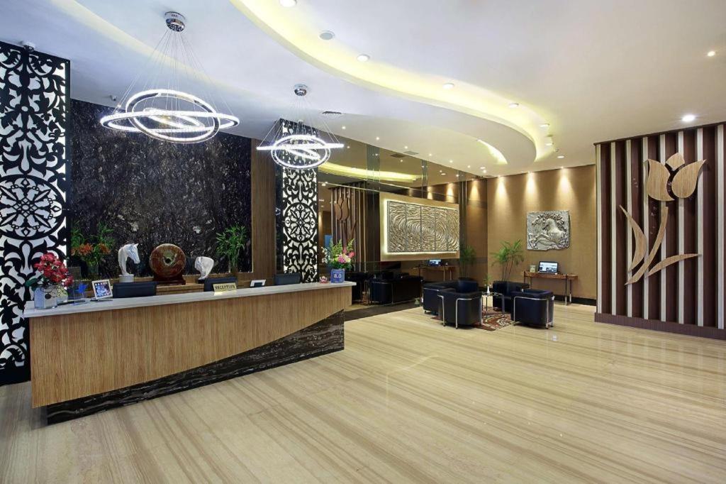 Golden Tulip Galaxy Hotel Banjarmasin photo 2