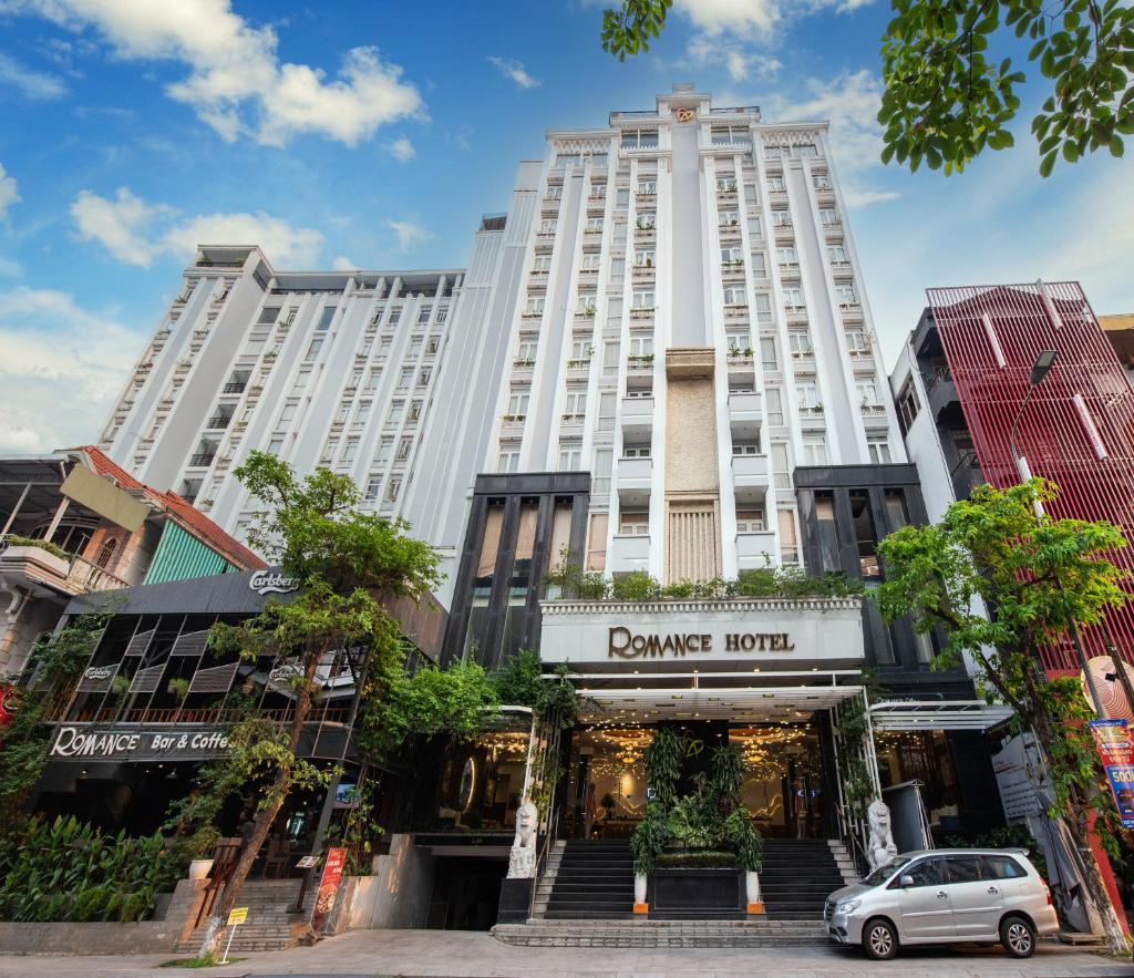 Khách Sạn Romance