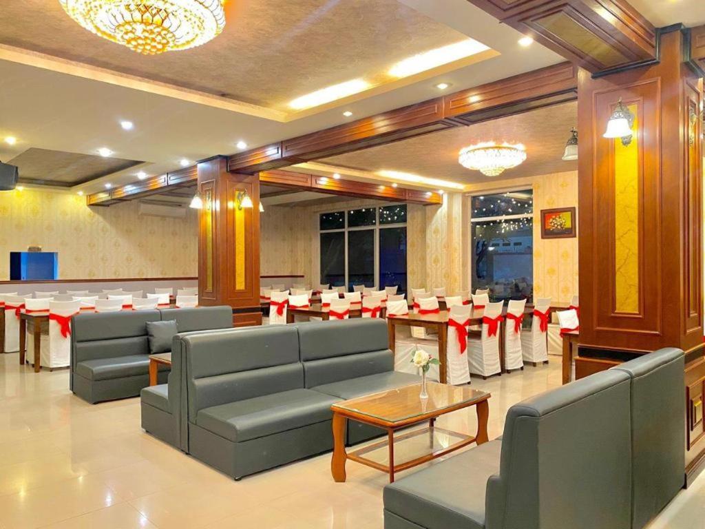 Diamond Special Hotel