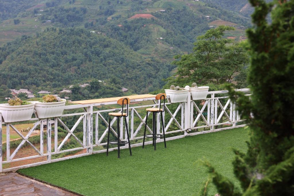 JK Sapa Homestay & Swimming Pool