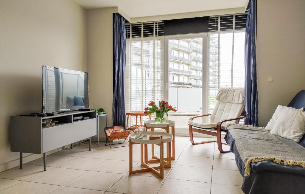 Nice Apartment In Bredene With Wifi photo 2