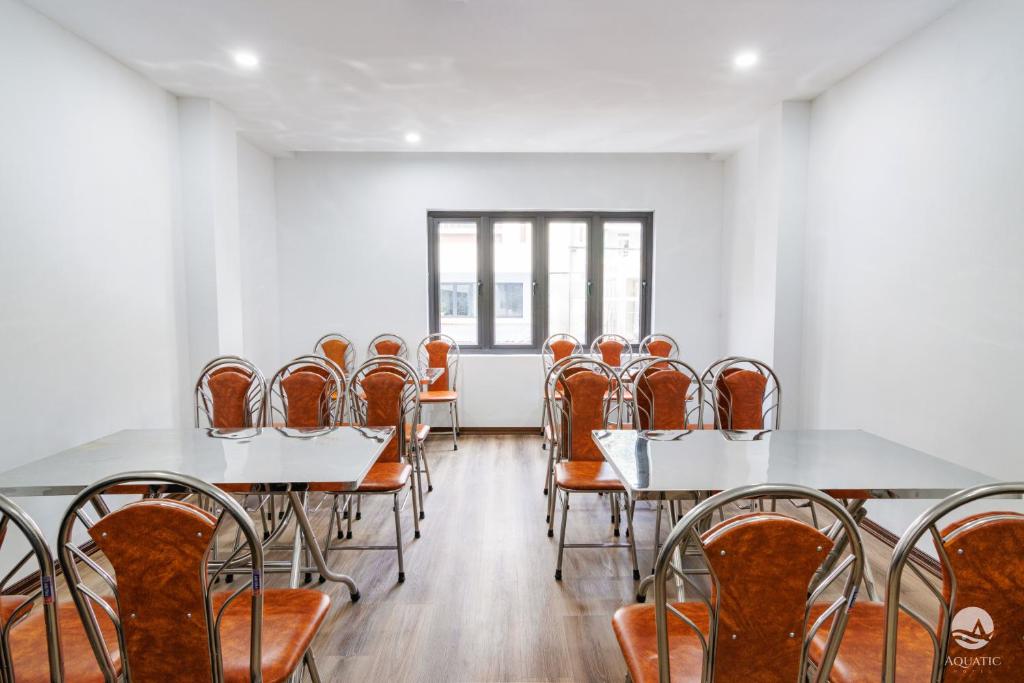 Aquatic Hotel Cat Ba