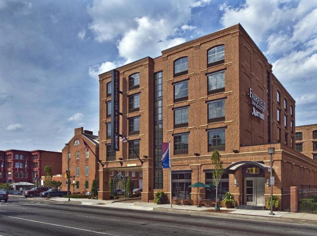 Fairfield Inn & Suites Baltimore Downtown/Inner Harbor image