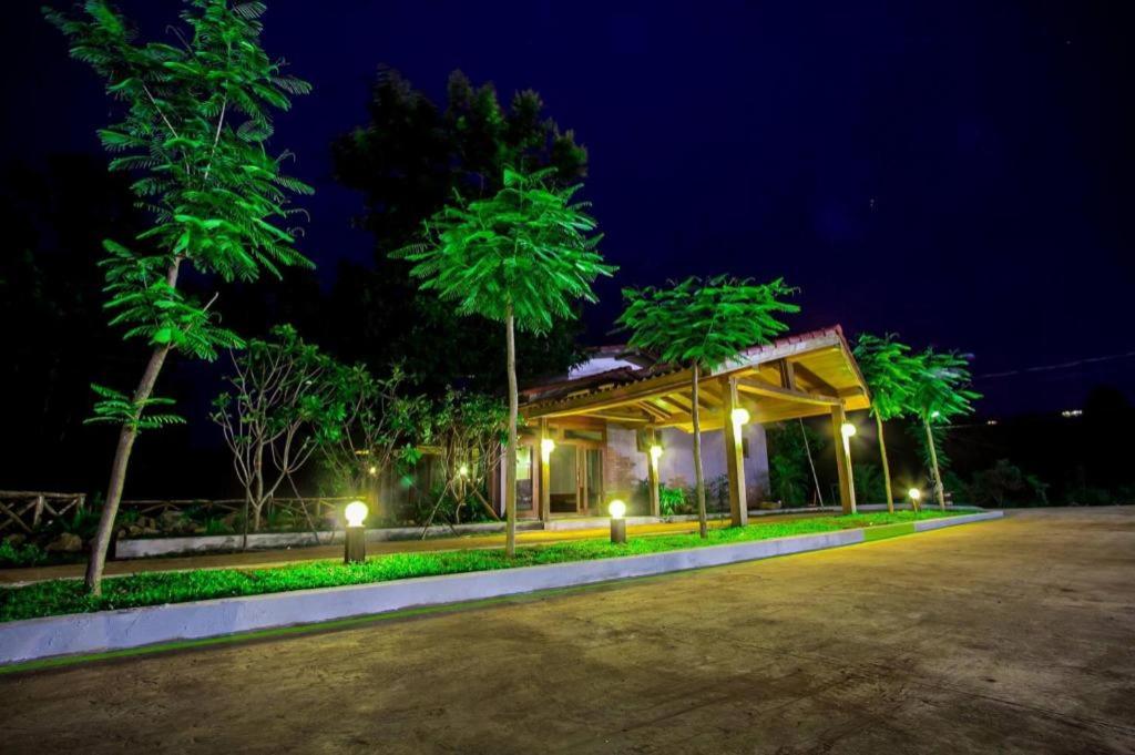 Mayura Hill Resort - Tap to explore photos
