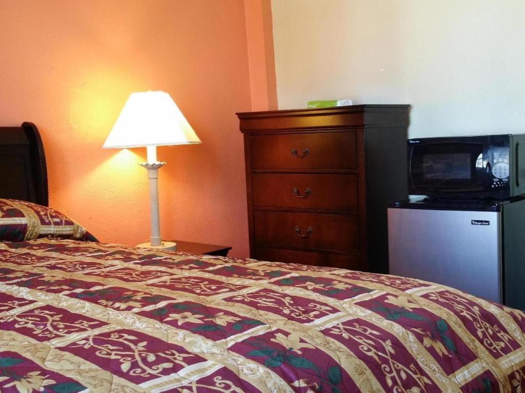 Desmond Hotel image