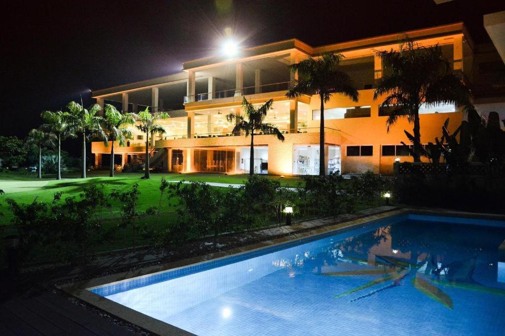 Diamond Bay Golf and Villas