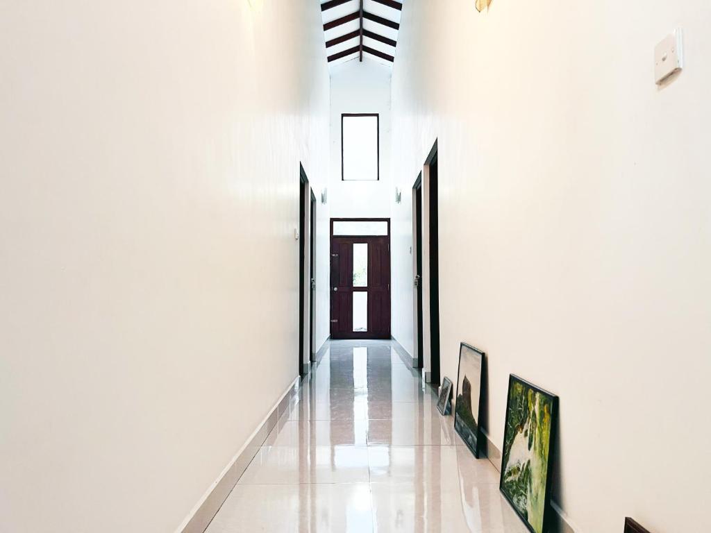 Hanthana Heights - Tap to explore photos