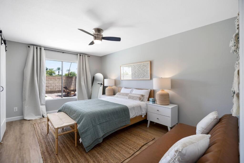 3BD 2BA Cool and Relaxing Home w Pool! - Tap to explore photos