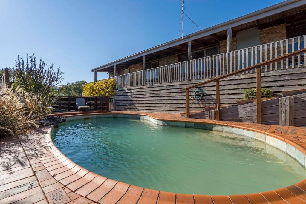 Port Philip Panorama - Bayview Retreat and Pool Bliss photo 2