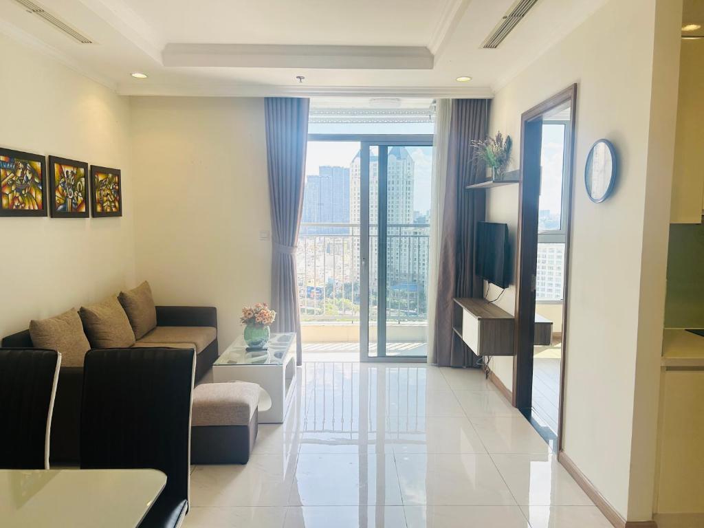 LuxHomes Saigon - Vinhomes Central Park