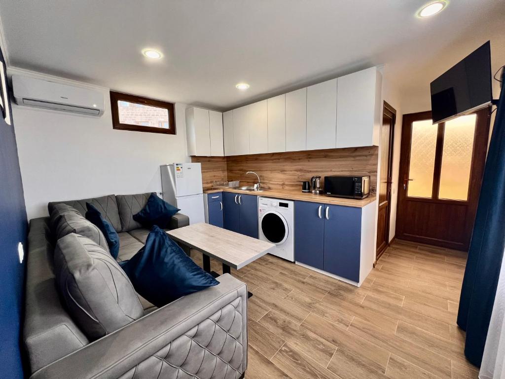 Luxury Cottage next to observatory photo 3