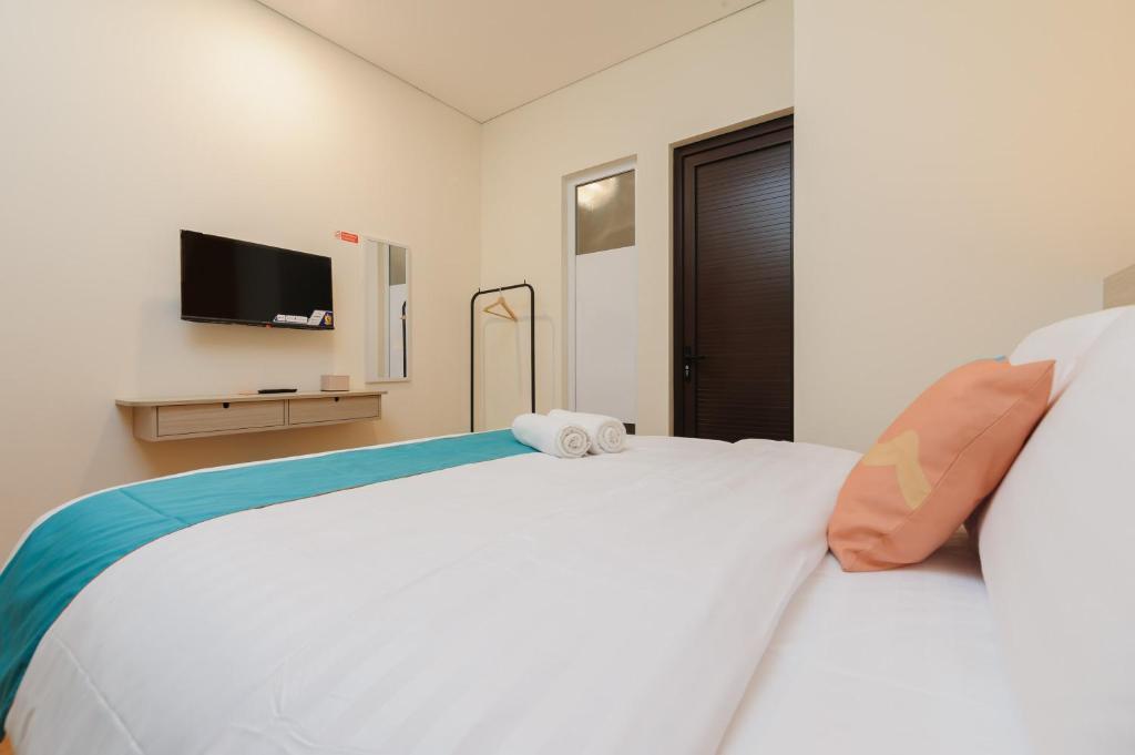Sans Hotel Tajur Bogor photo 1