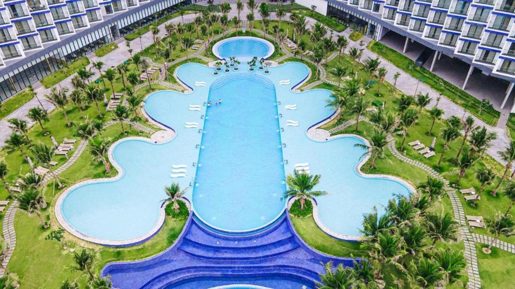 Bai Dai Resort near Cam Ranh Airport