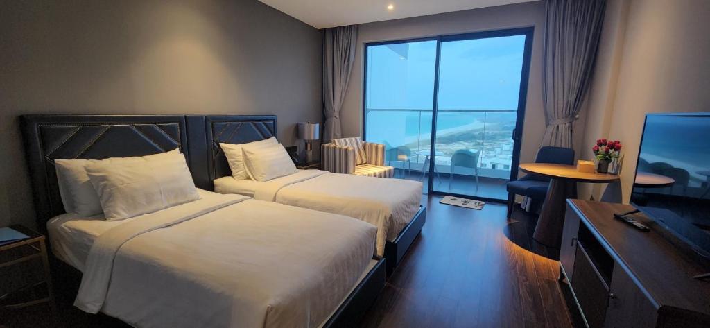 Bai Dai Resort near Cam Ranh Airport