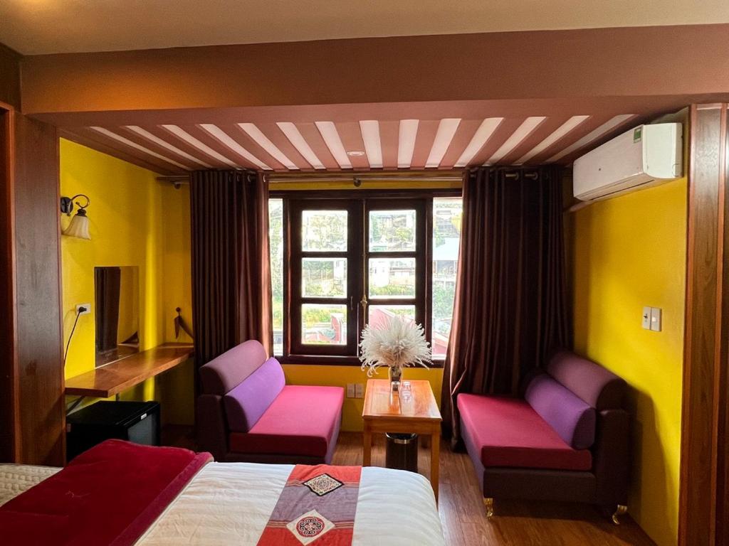 The Mountaineer Hotel