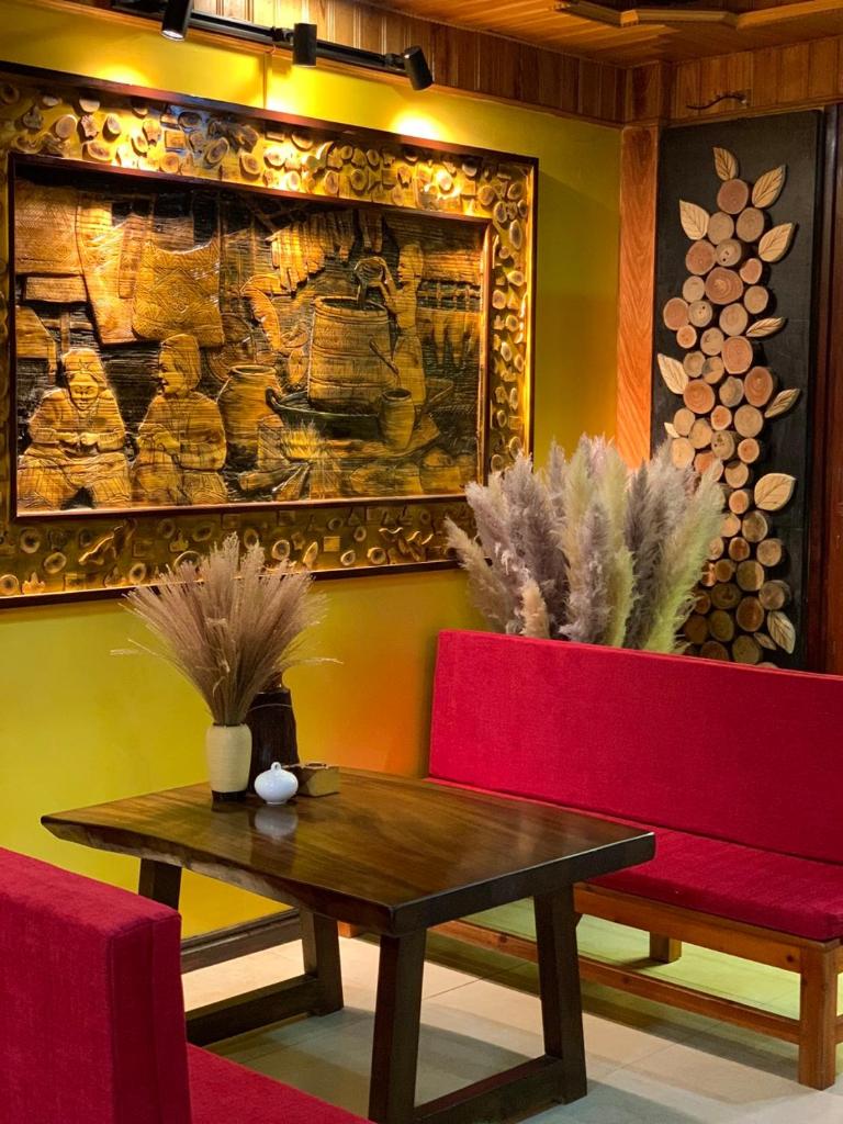 The Mountaineer Hotel