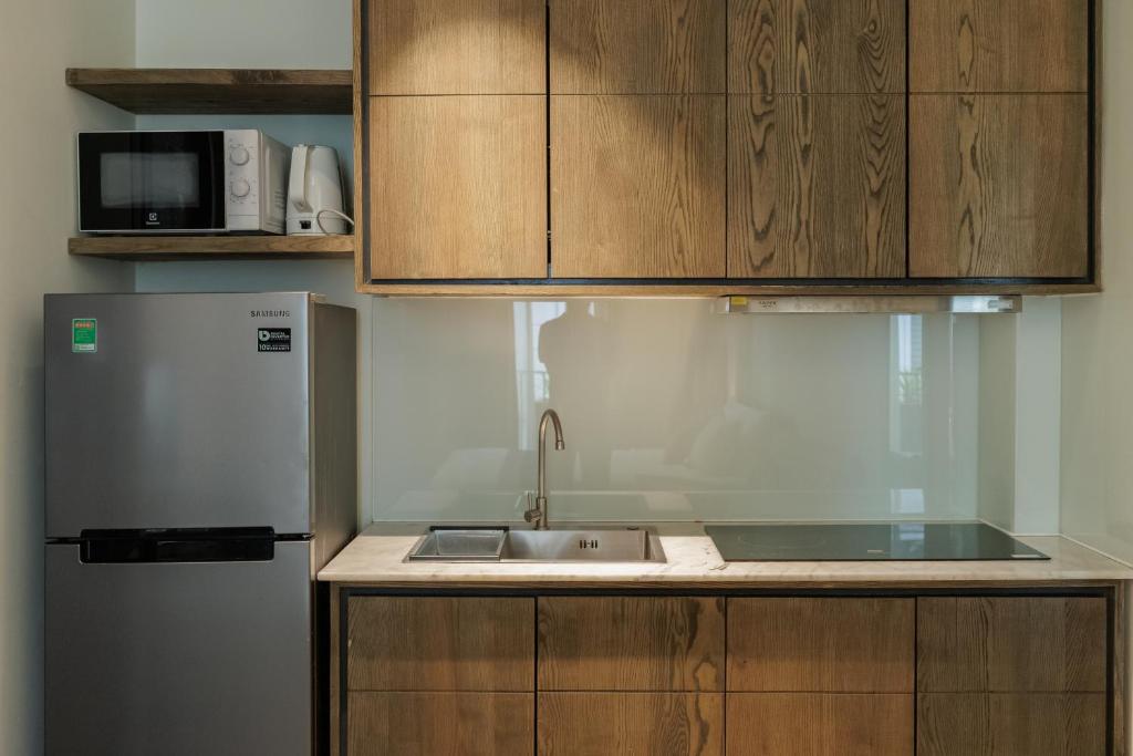 Vietlife Hotel & Apartment, Bar in Basement, Cinema Room