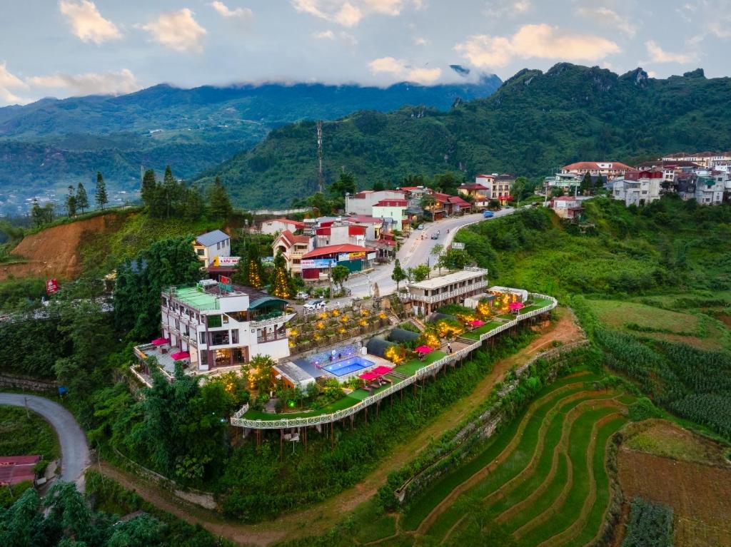 JK Sapa Homestay & Swimming Pool