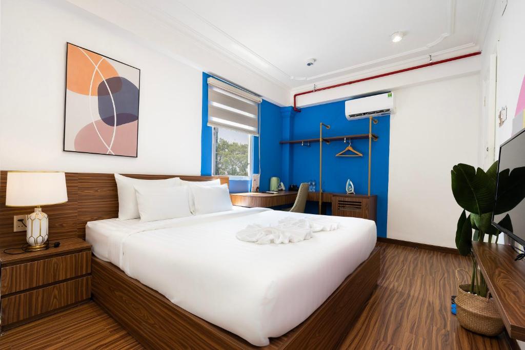 Tago Hotel Sương Nguyệt Anh