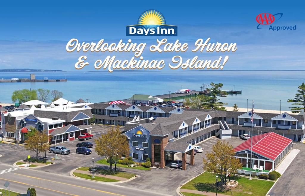 Days Inn by Wyndham Mackinaw City - Lakeview image