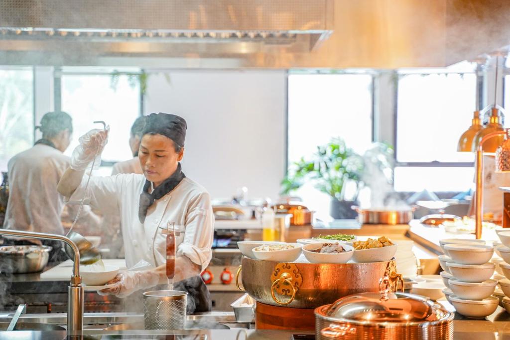 The Yacht Hotel by DC