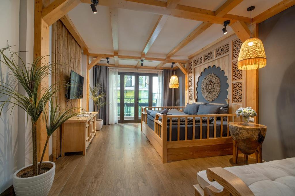 Trinh's House - NgoHuyen