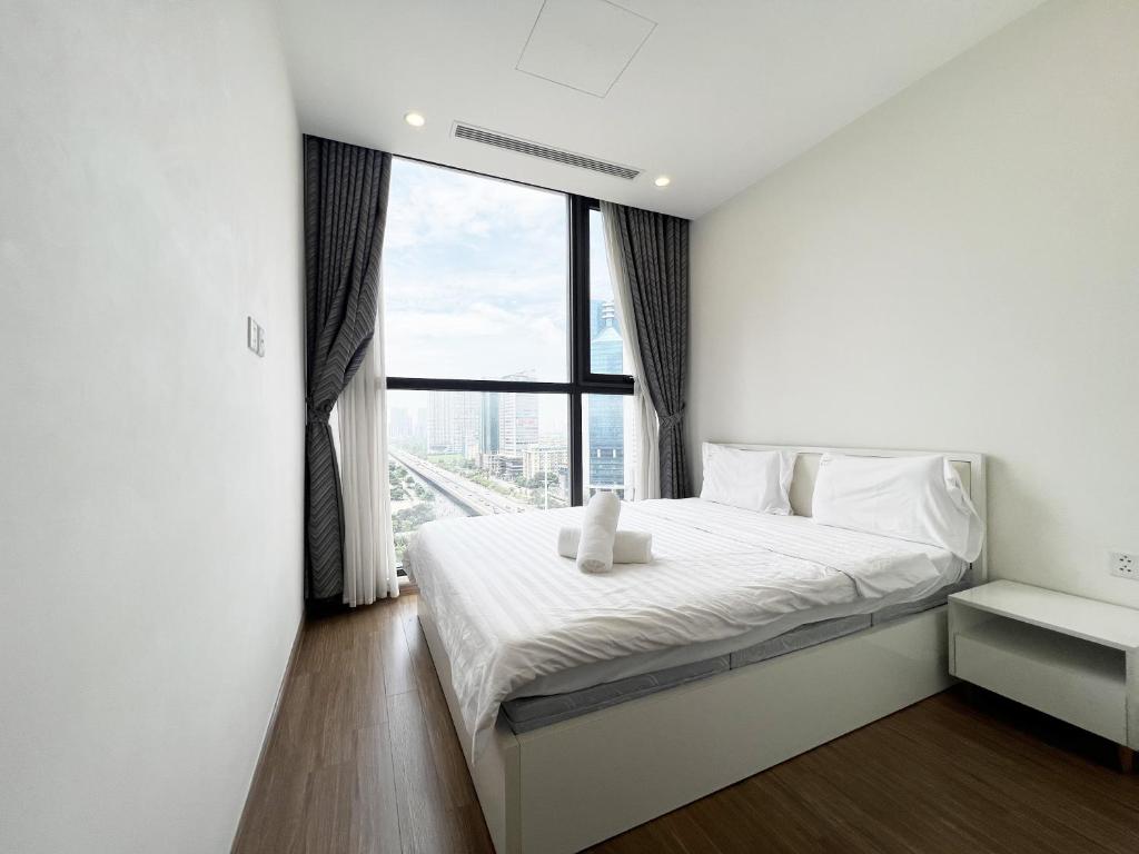 Luxhousing Vinhomes Skylake