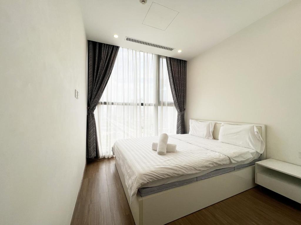 Luxhousing Vinhomes Skylake