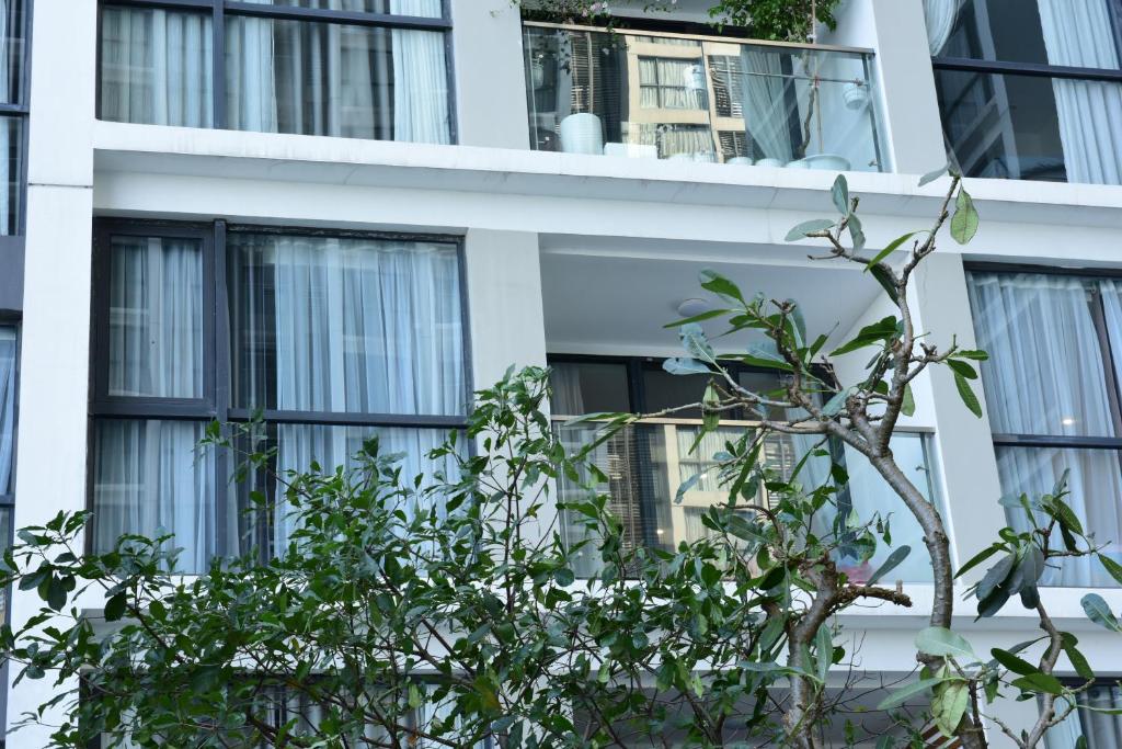 Lake view aparment Vinhomes Skylake