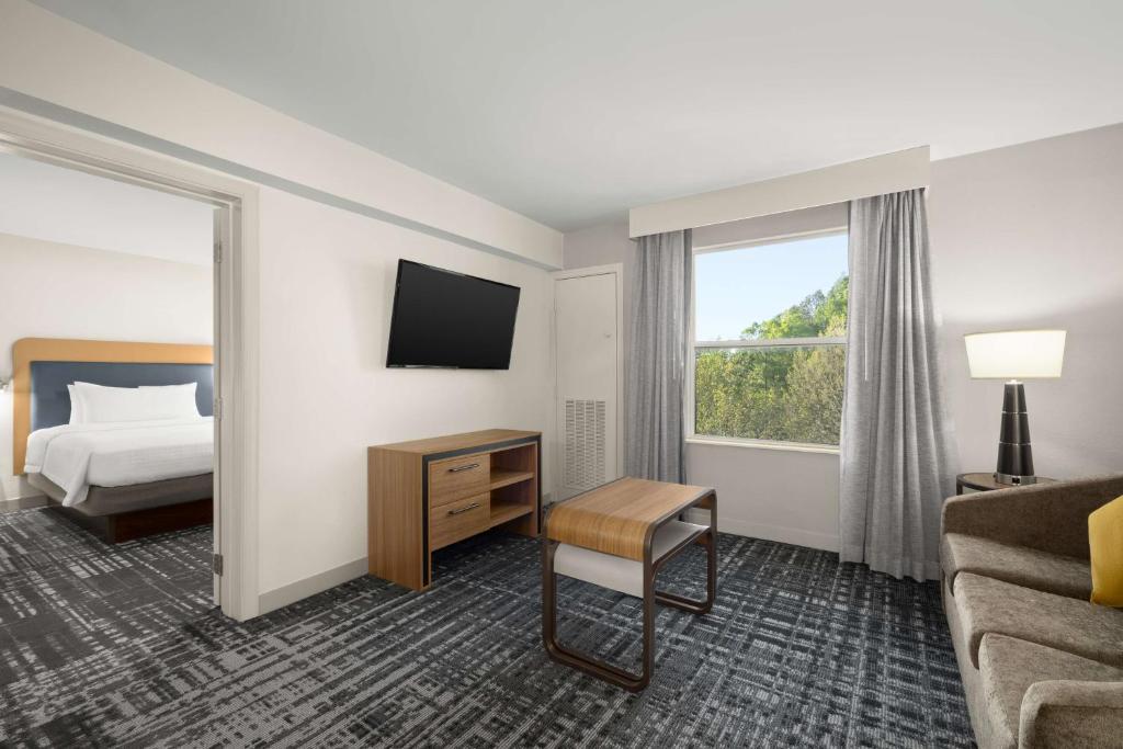 Homewood Suites by Hilton Atlanta-Alpharetta image