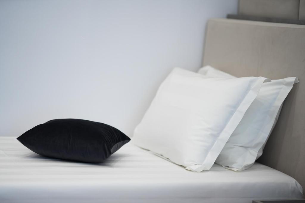 Naos Luxury Hotel photo 4