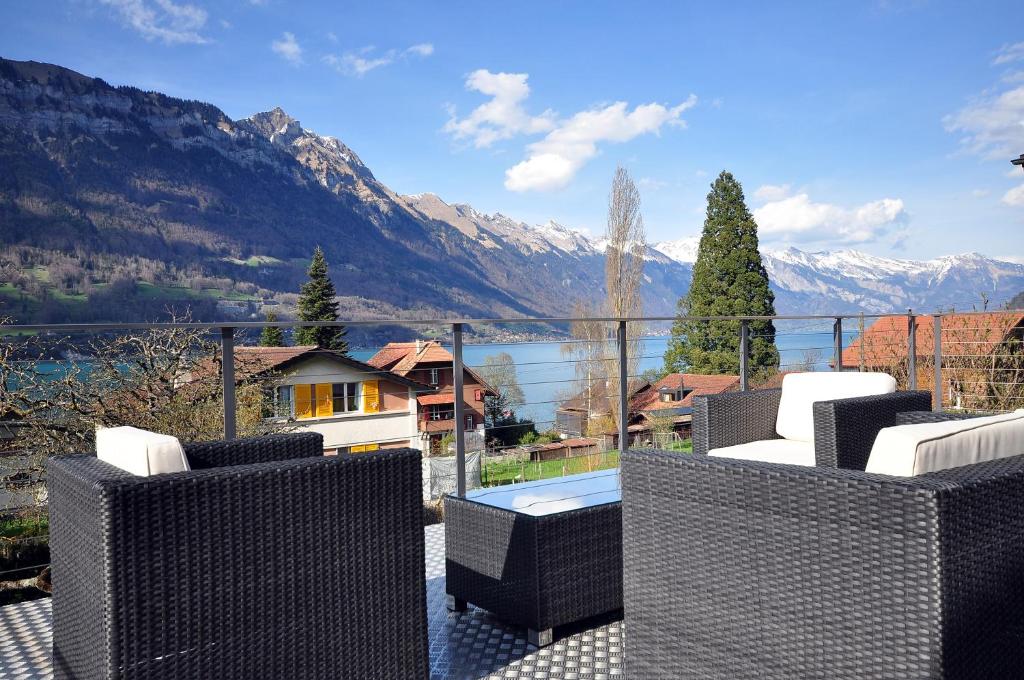 Lake View Chalet photo 4