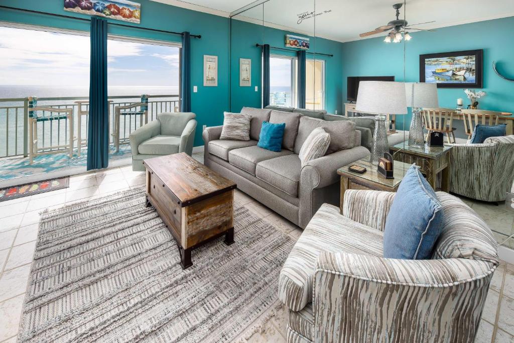 Pelican Isle 611 image