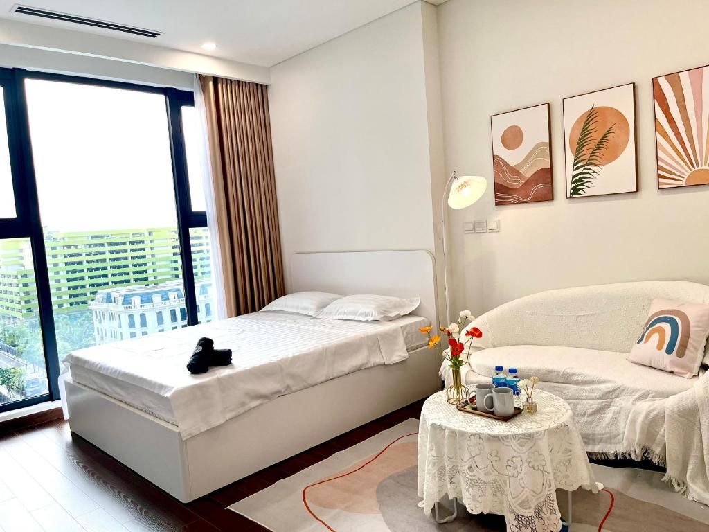 Homestay Luxury Vinhomes Smart City- Căn hộ dịch vụ, bể bơi, phòng Gym riêng, View hoàng hôn